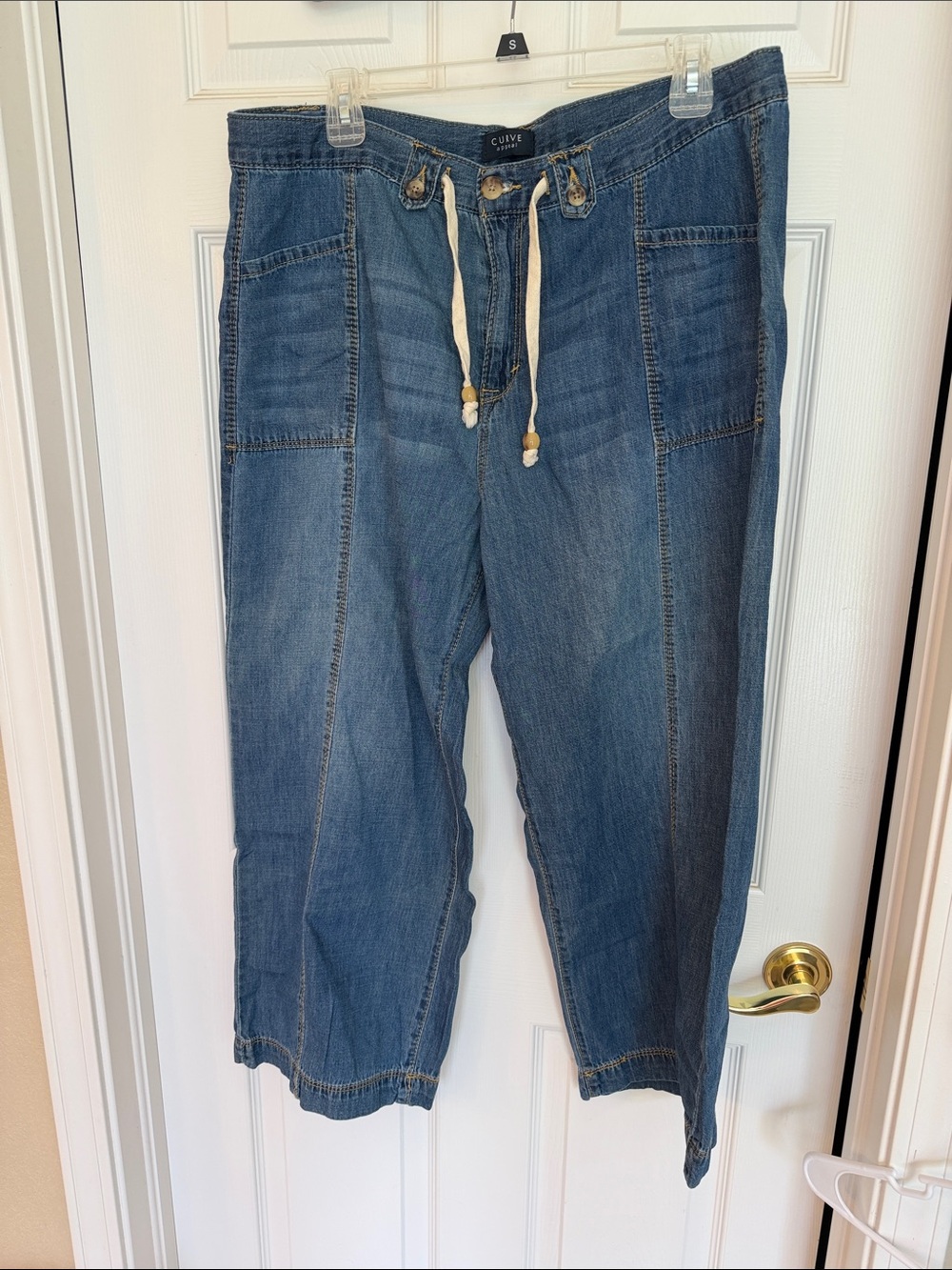 Curve Appeal Lightweight Denim Pants